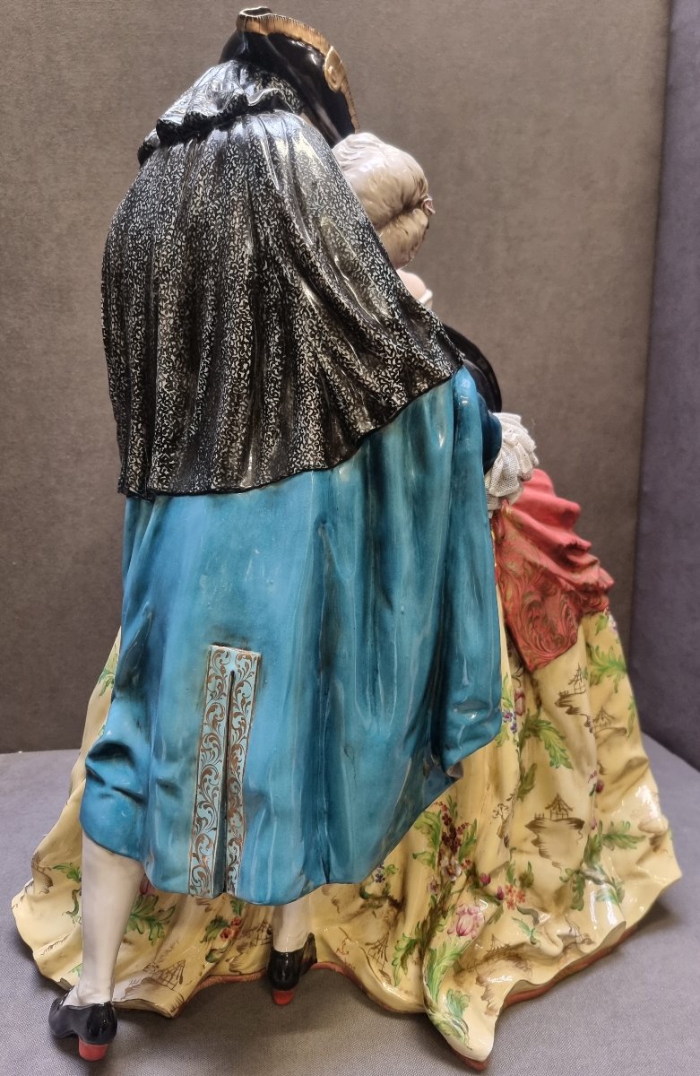Painted Porcelain Sculpture - Venetian Couple / The Kiss - Luigi Fabris - Italy-photo-3