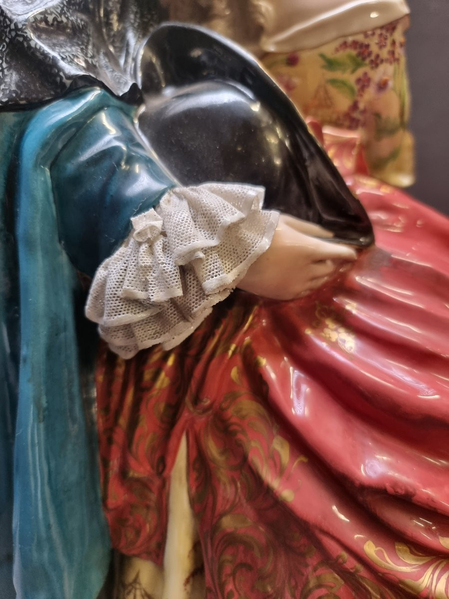 Painted Porcelain Sculpture - Venetian Couple / The Kiss - Luigi Fabris - Italy-photo-2