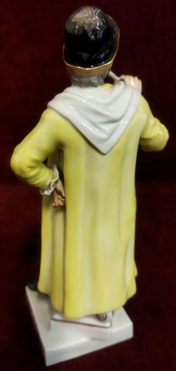 FIGURINE EN PORCELAINE PEINTE  MEISSEN - XXe SIÈCLE / début des années 1900-photo-3