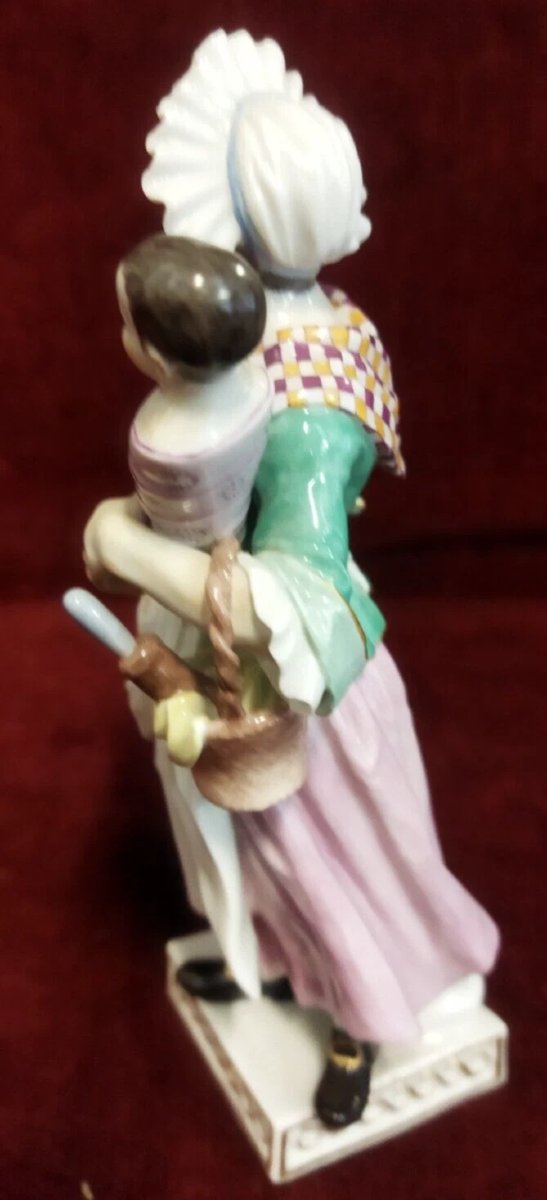 FIGURINE « GNAGA » EN PORCELAINE PEINTE  MEISSEN - XXe SIÈCLE / début des années 1900-photo-4