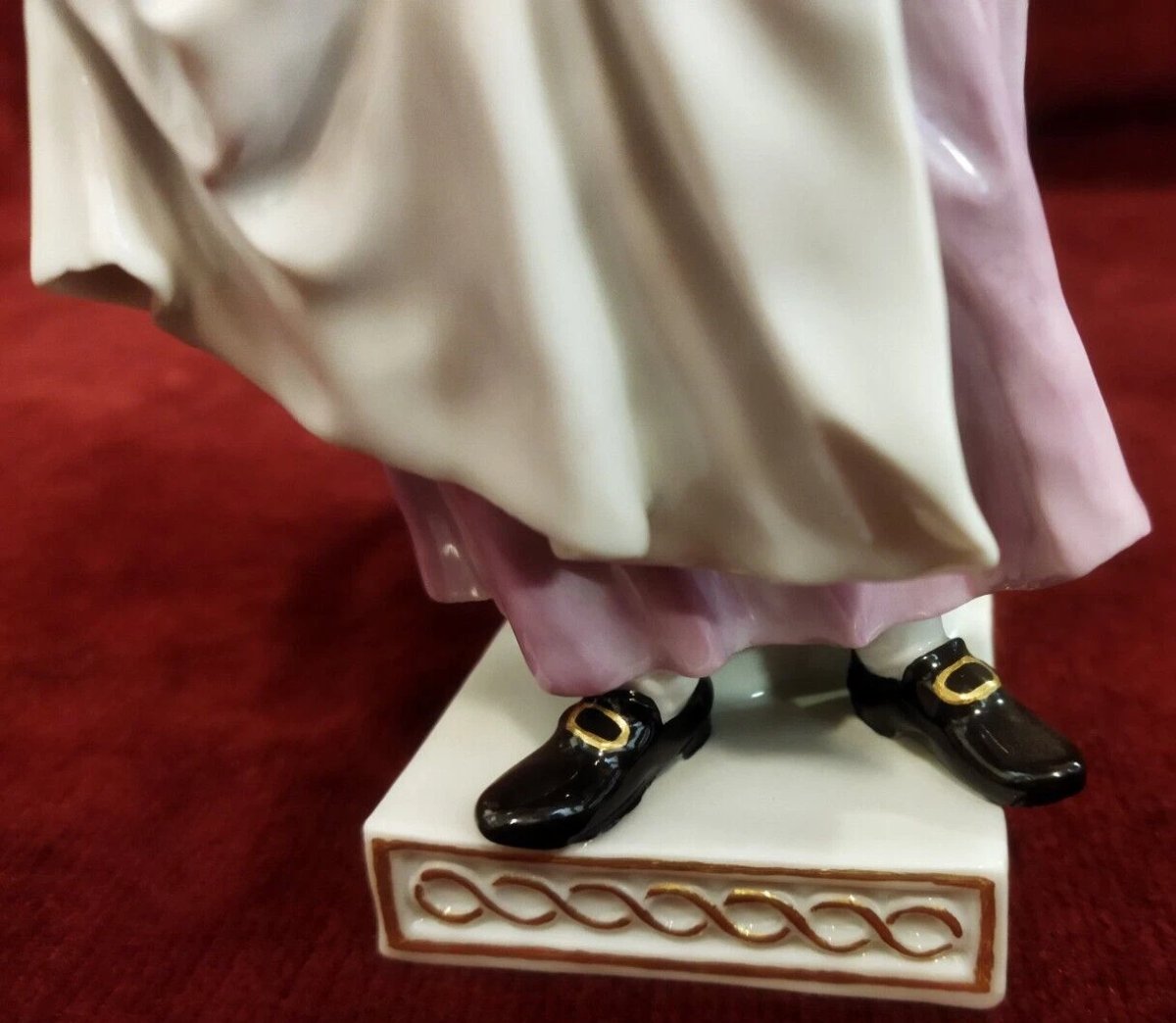 FIGURINE « GNAGA » EN PORCELAINE PEINTE  MEISSEN - XXe SIÈCLE / début des années 1900-photo-2