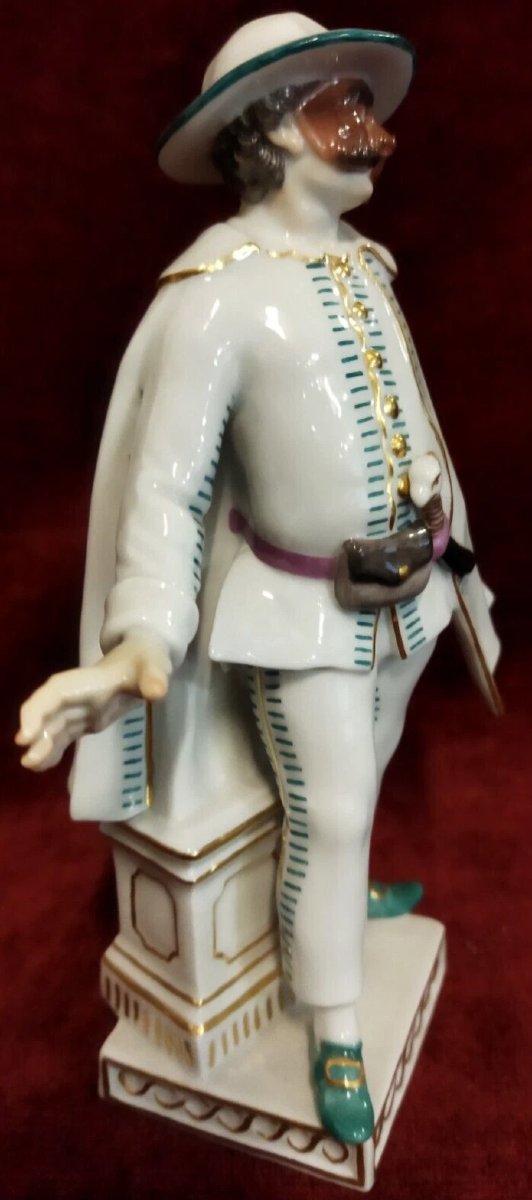 Figurine « Brighella » en porcelaine peinte  Meissen - début du XXe siècle-photo-2