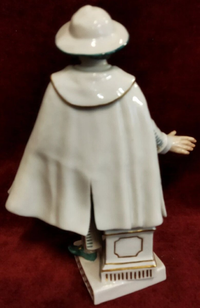 Figurine « Brighella » en porcelaine peinte  Meissen - début du XXe siècle-photo-4