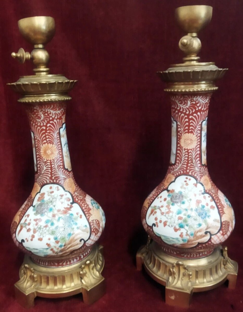 PAIRE DE LAMPES DE TABLE  En bronze et porcelaine peinte  - Époque Napoléon III-photo-2