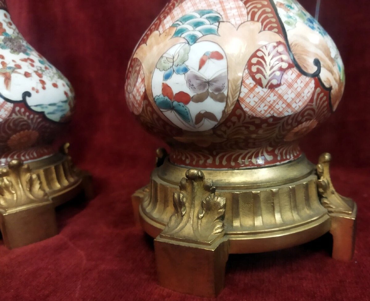 PAIRE DE LAMPES DE TABLE  En bronze et porcelaine peinte  - Époque Napoléon III-photo-2