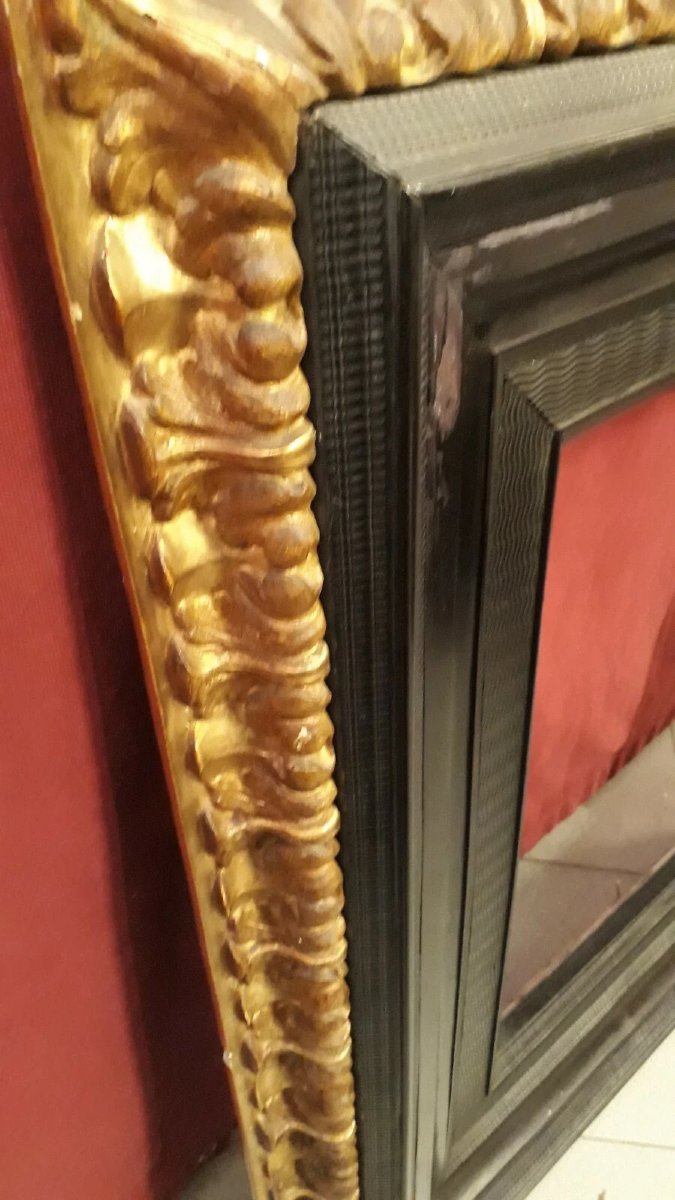 Flemish Frame With Ebony Veneer, Featuring Carved And Gilded Wood, 17th Century-photo-3