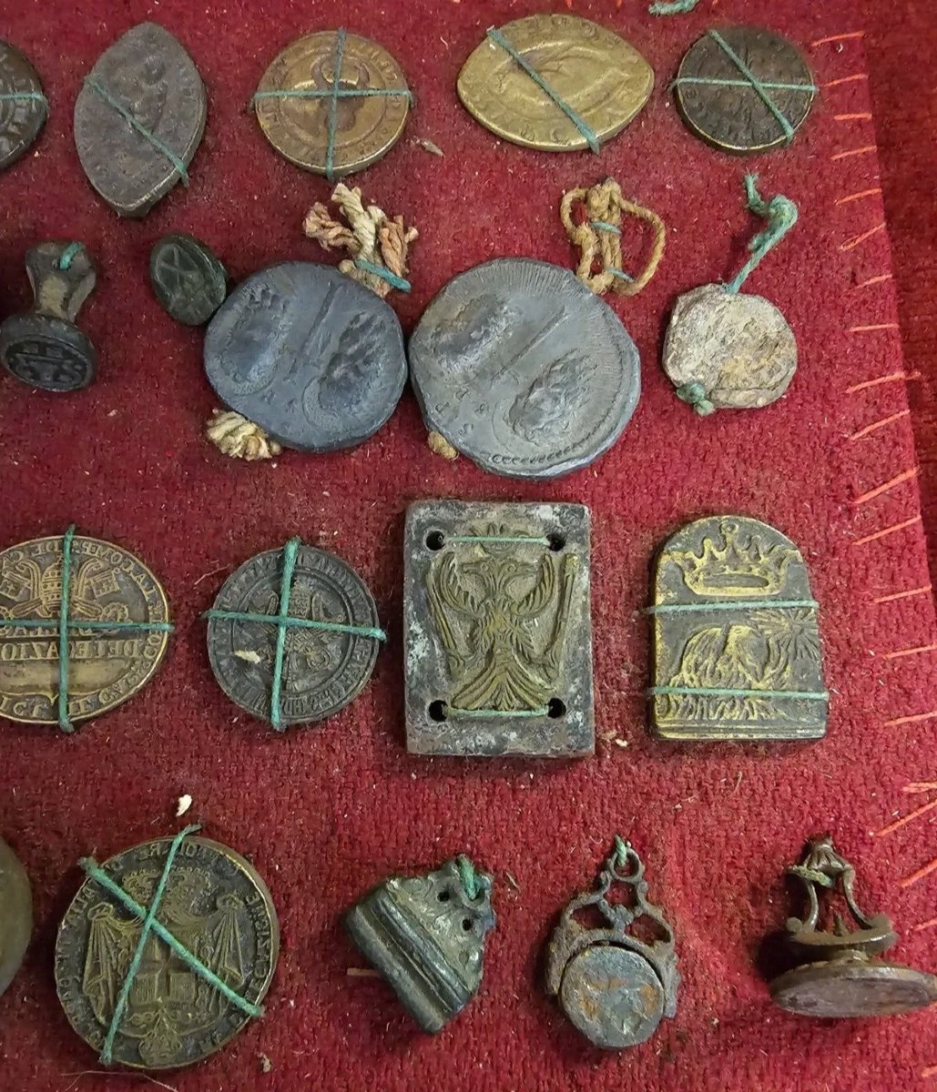 LOT 50  SCEAUX ET TIMBRES  - Du Moyen Âge au XIXe siècle-photo-4