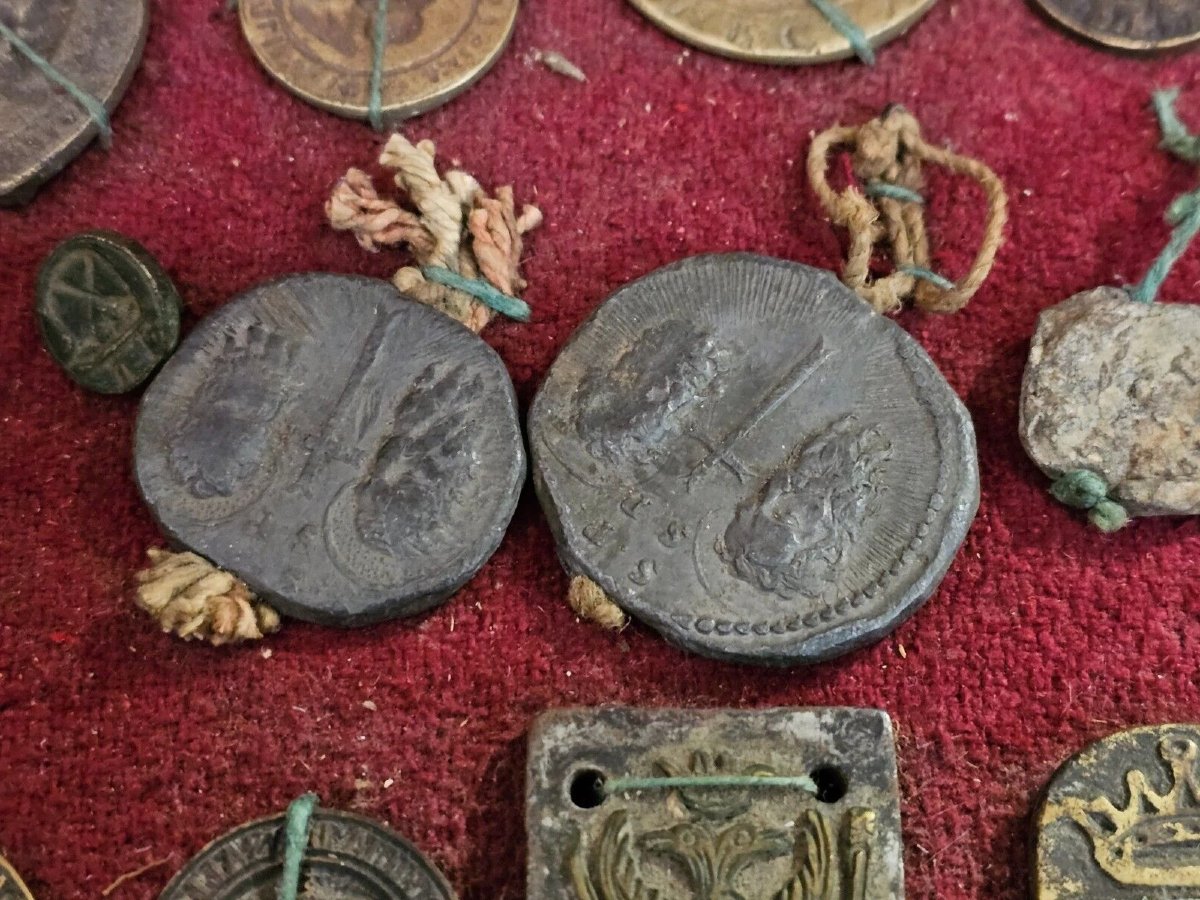 LOT 50  SCEAUX ET TIMBRES  - Du Moyen Âge au XIXe siècle-photo-3