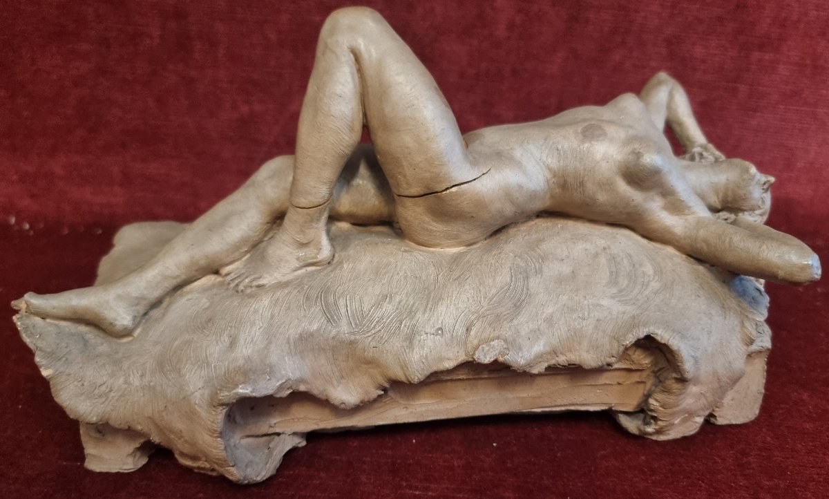 Sculpture en terre cuite - femme nue allongée  Emilio Benlliure y Morales (1866-1930)-photo-3