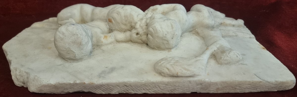 Bas-relief en marbre représentant des putti  - Italie - Première moitié du XIXe siècle-photo-3