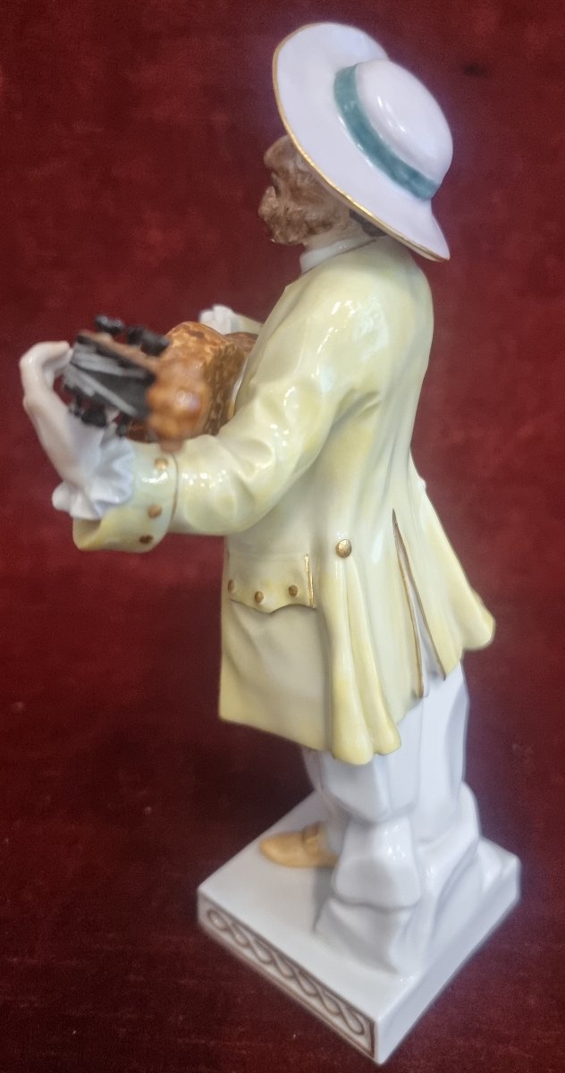 Figurine de boro en porcelaine peinte  - Meissen - début du XXe siècle-photo-1