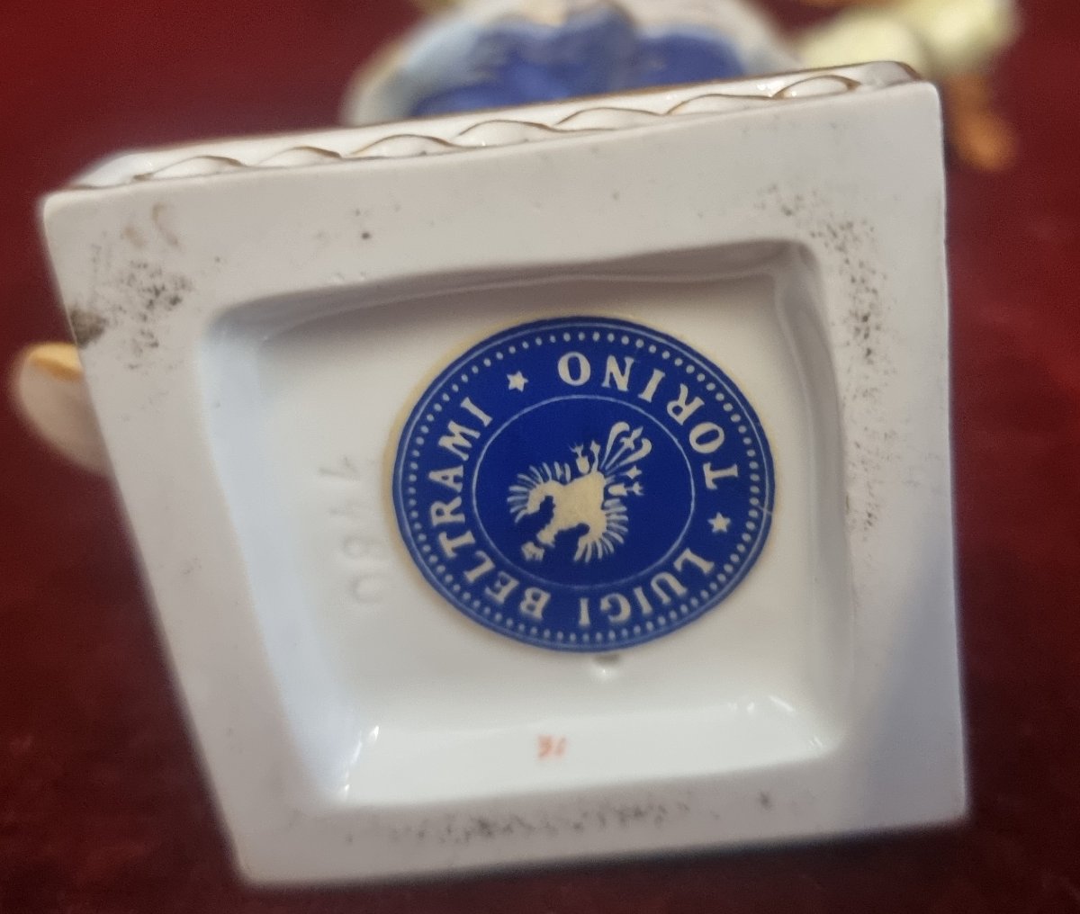 Figurine de boro en porcelaine peinte  - Meissen - début du XXe siècle-photo-2
