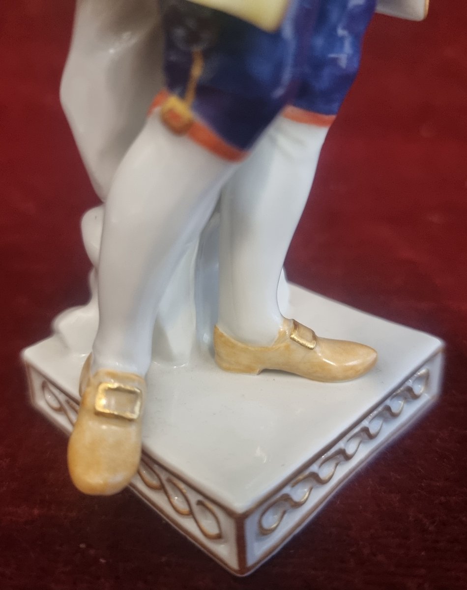 Figurine de boro en porcelaine peinte  - Meissen - début du XXe siècle-photo-3