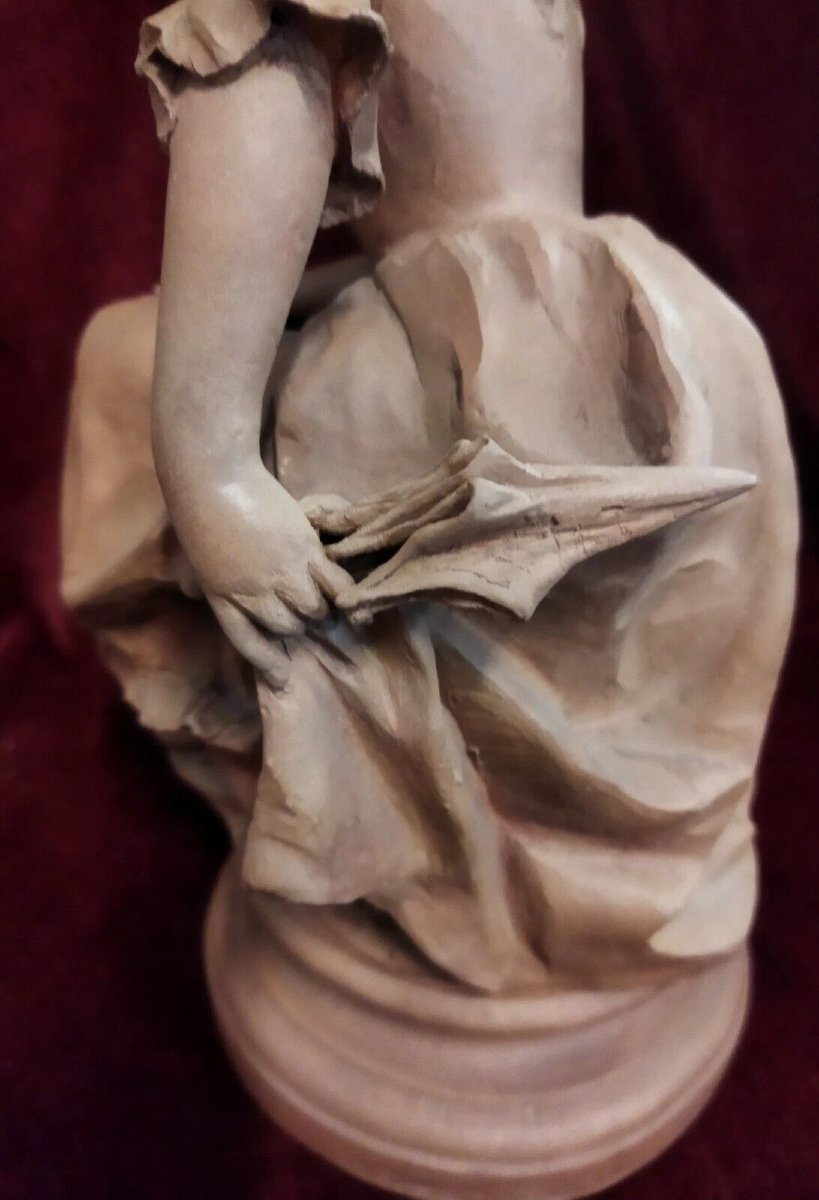 SCULPTURE ÉROTIQUE EN TERRE CUITE  - FEMME LEVANT SA JUPE-photo-7