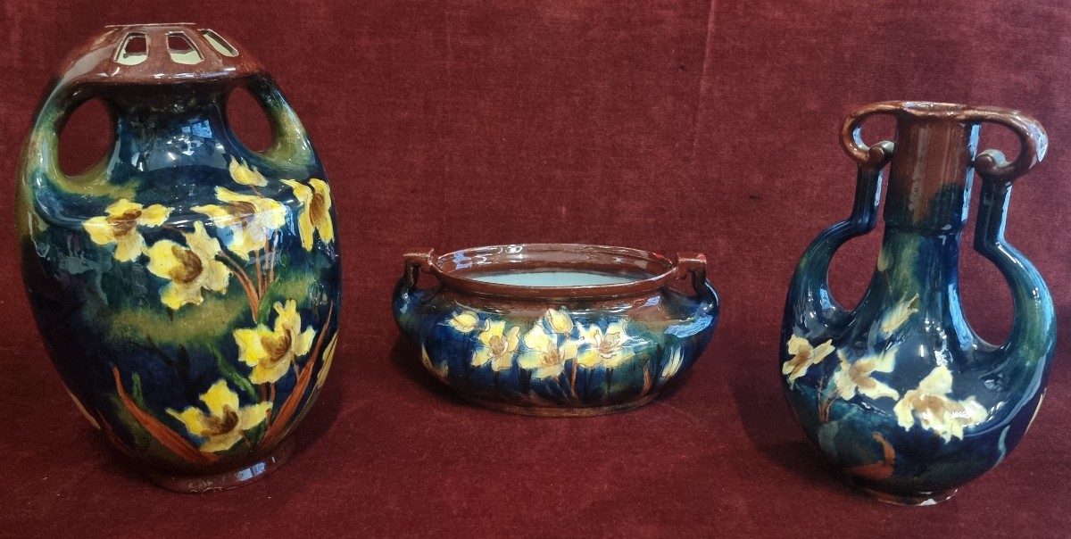 Set Of 3 Painted Ceramic Vases - Old Moravian Pottery - Early 20th Century