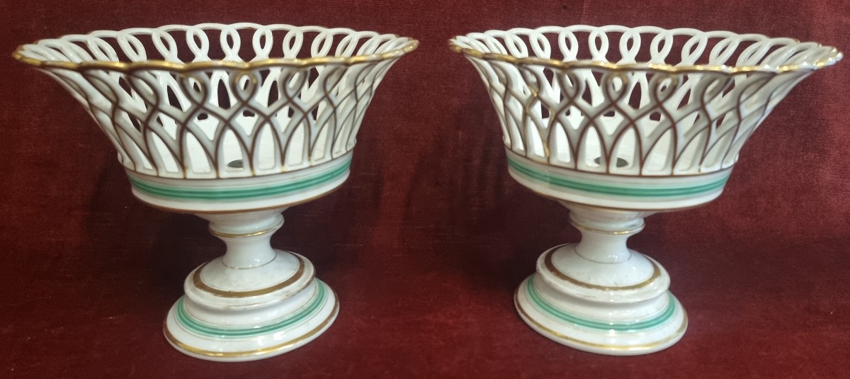 PAIRE DE PANIERS EN PORCELAINE - XIXe SIÈCLE - FRANCE