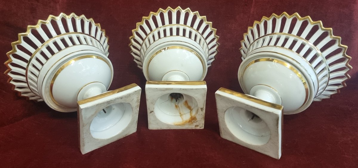Set Of 3 White And Gold Porcelain Baskets  -  Early 19th Century - France-photo-1