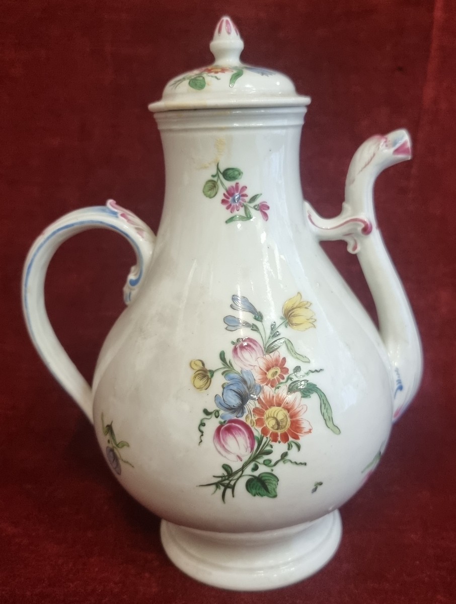 Porcelain Coffee Pot - Italy - Late 19th Century