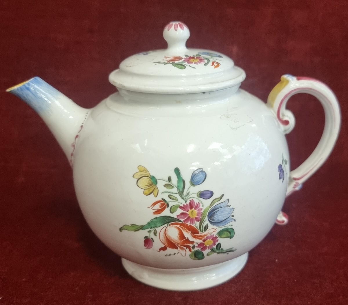Porcelain Teapot - Italy - Mid-19th Century