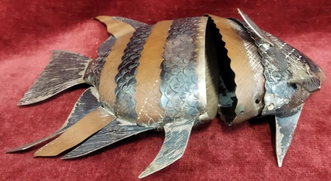 Sculpture articulée de poisson en cuivre et argent  - années '70-photo-4