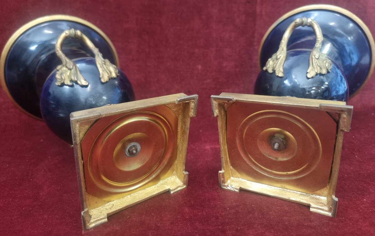 Pair Of Bronze And Blue Sevres Porcelain Vases - France - Early 20th Century-photo-3