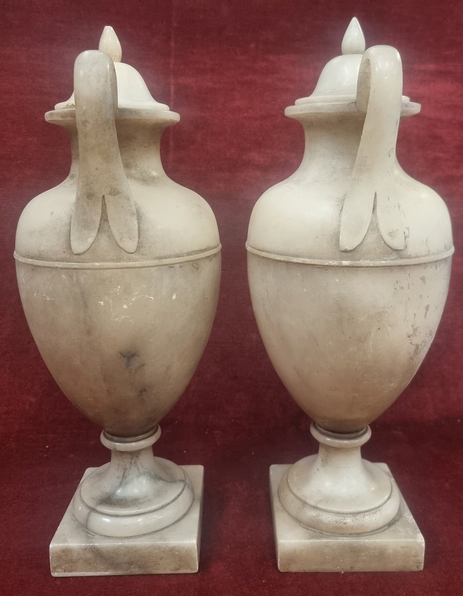 PAIRE DE VASES EN ALBATRE - TOSCANE, ITALIE - DÉBUT DU XIXe SIÈCLE-photo-2