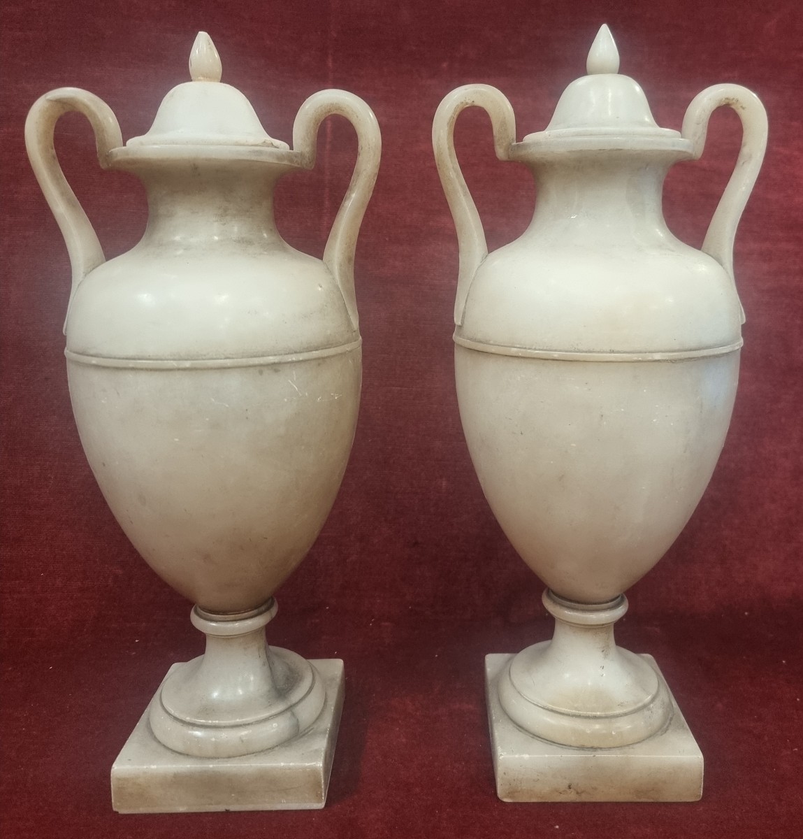 PAIRE DE VASES EN ALBATRE - TOSCANE, ITALIE - DÉBUT DU XIXe SIÈCLE