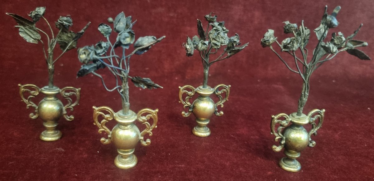 4 Miniature Gilded Copper Vases With Silver-plated Metal Flowers - Early 17th Century - Florence-photo-3