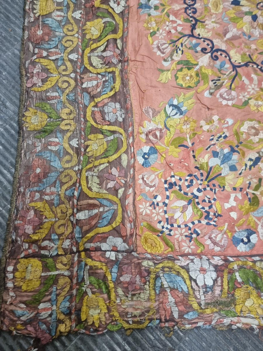 Tissu de soie brodé - XVIIIe siècle - 230 x 170 cm-photo-4