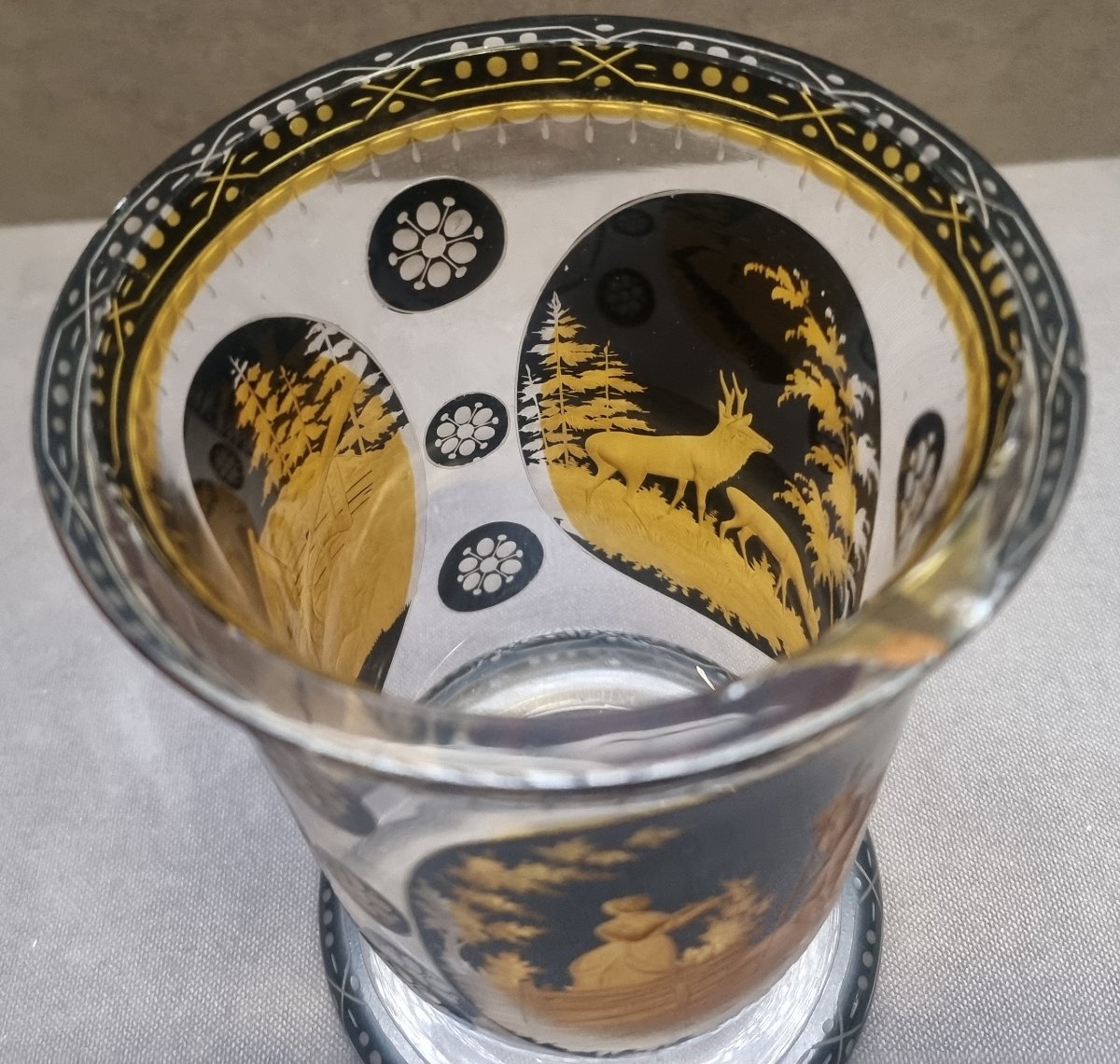 Vase en verre gravé de Bohême – fin du XIXe siècle-photo-1