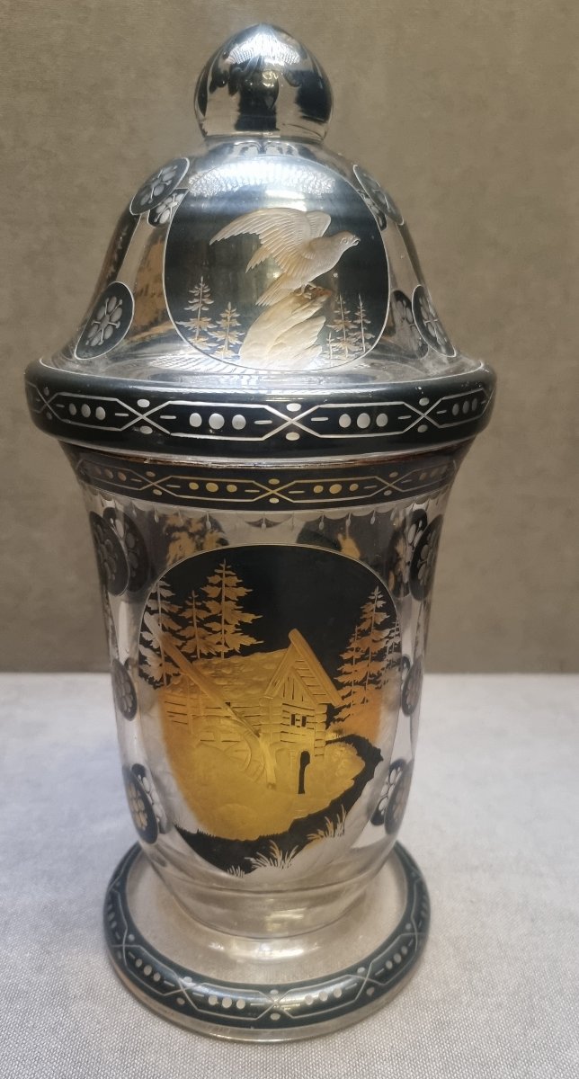 Vase en verre gravé de Bohême – fin du XIXe siècle