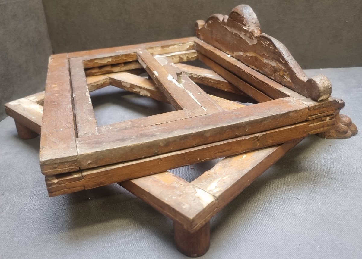 LECTEUR EN BOIS SCULPTÉ ET LAQUÉ - ITALIE DU SUD - DÉBUT DU XVIIIe SIÈCLE-photo-3