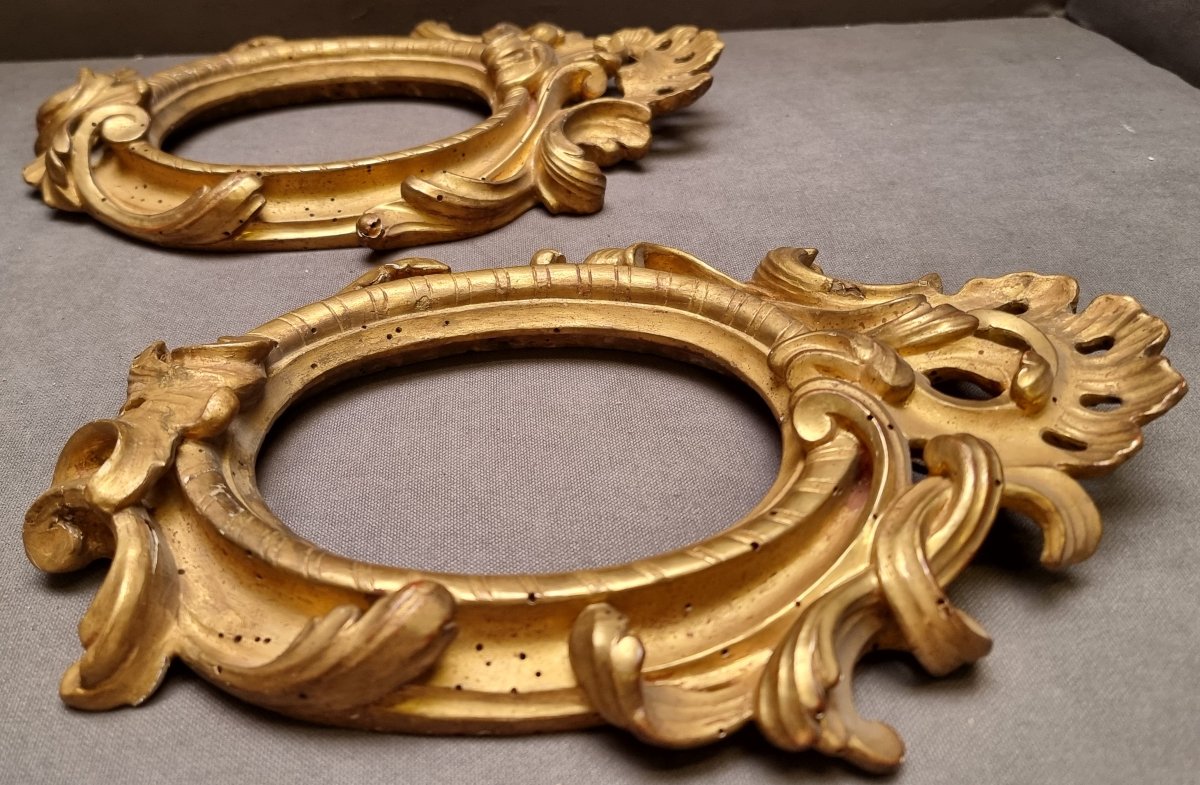 PAIRE DE CADRES EN BOIS SCULPTÉ ET DORÉ - Début du XVIIIe siècle - ITALIE-photo-4