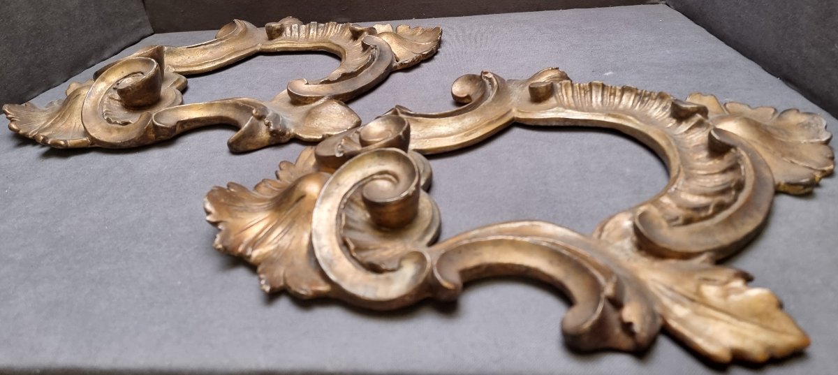 PAIRE DE CADRES EN BOIS SCULPTÉ ET DORÉ – FIN DU XIXe SIÈCLE-photo-4