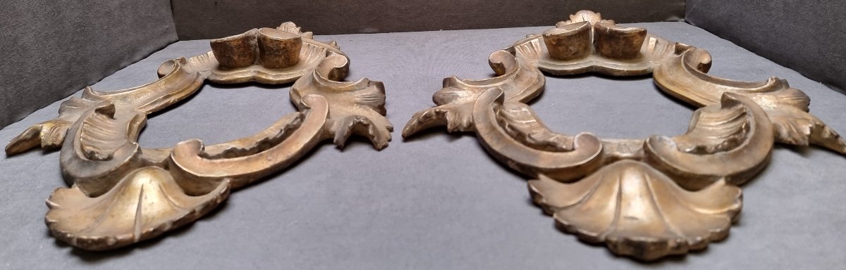 PAIRE DE CADRES EN BOIS SCULPTÉ ET DORÉ – FIN DU XIXe SIÈCLE-photo-2