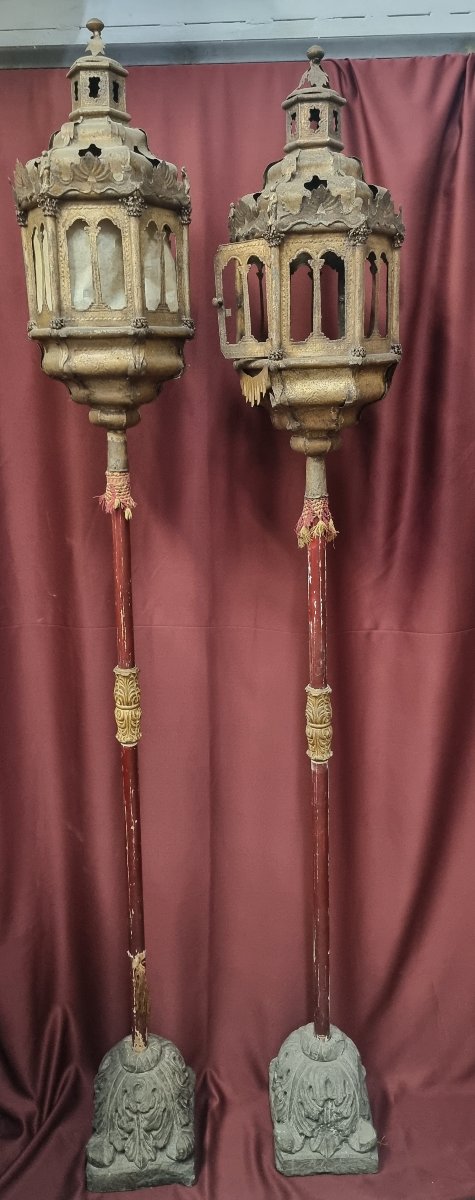 PAIRE DE LANTERNES VÉNITIENNES – PREMIÈRE MOITIÉ DU XVIIIe SIÈCLE