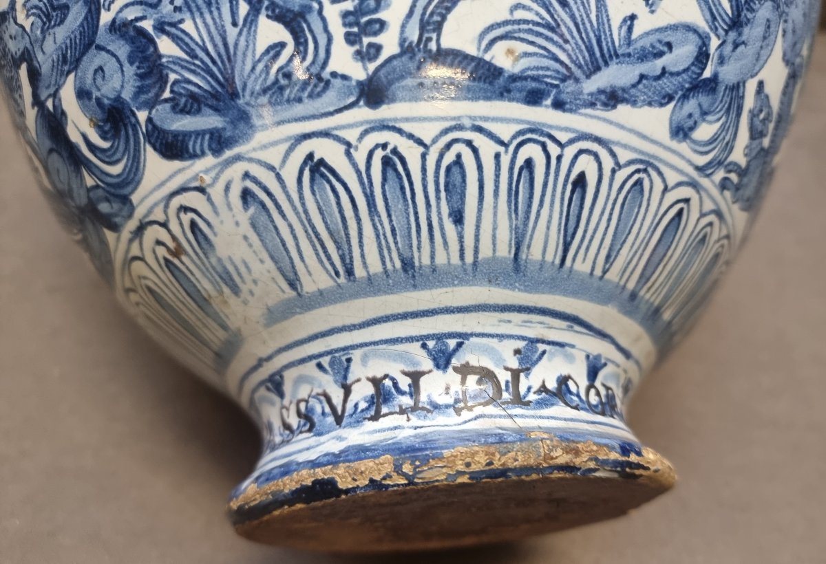Pot d'apothicaire en faïence peinte, orné des armoiries de Barberini - XVIIe siècle-photo-4