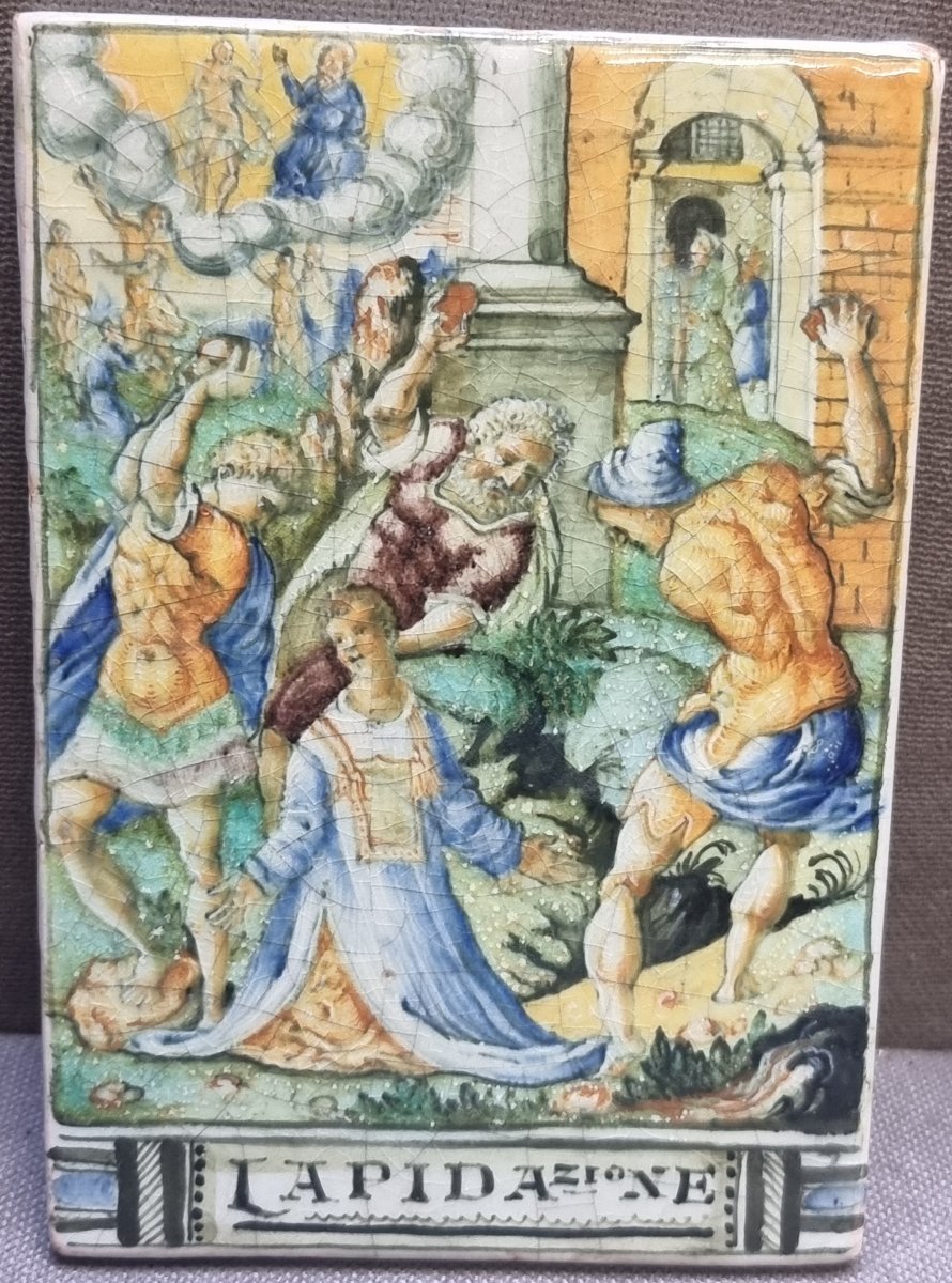 3 CARREAUX MAIOLICA PEINTE REPRÉSENTANT DES MARTYRS - ITALIE CENTRALE FIN DU XVIe SIÈCLE-photo-2