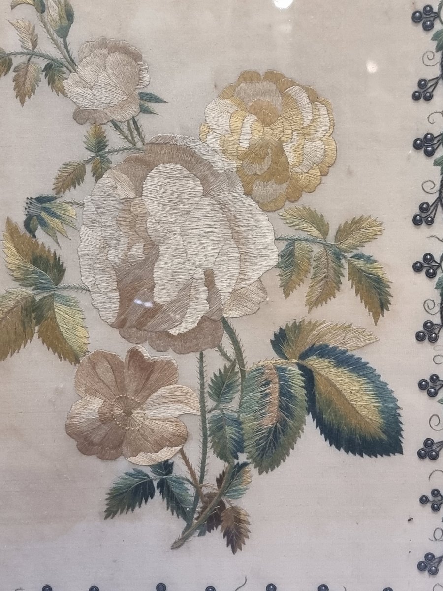 TABLEAU - TISSU BRODÉ - FLEURS - Début du XIXe siècle-photo-3