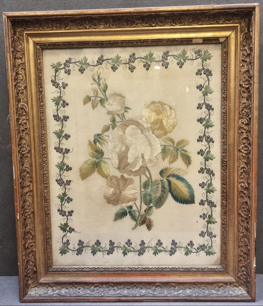 TABLEAU - TISSU BRODÉ - FLEURS - Début du XIXe siècle