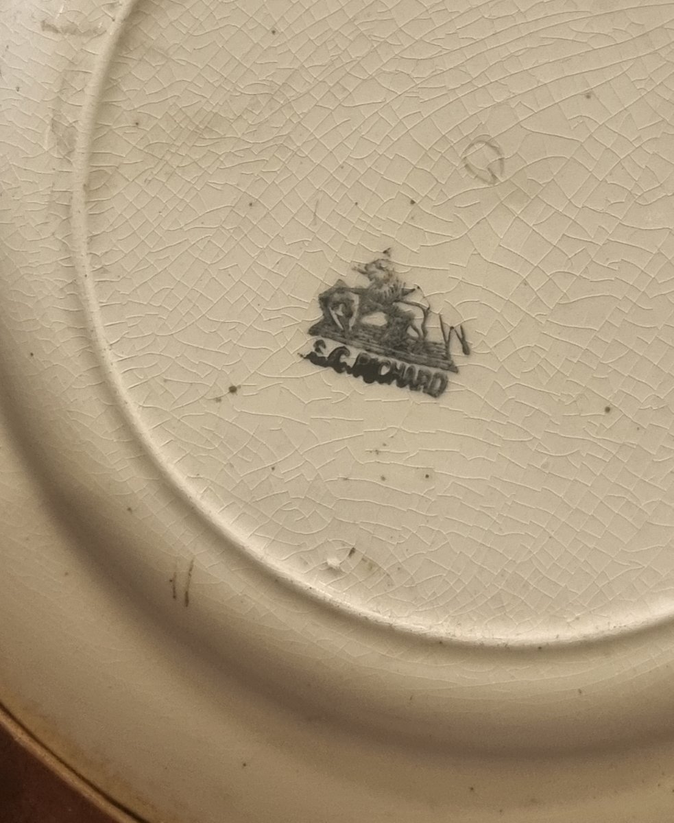 Hand-painted Porcelain Plate - S.c. Richard - Calabrian Fisherman - F. Cristini - 1930s-photo-2