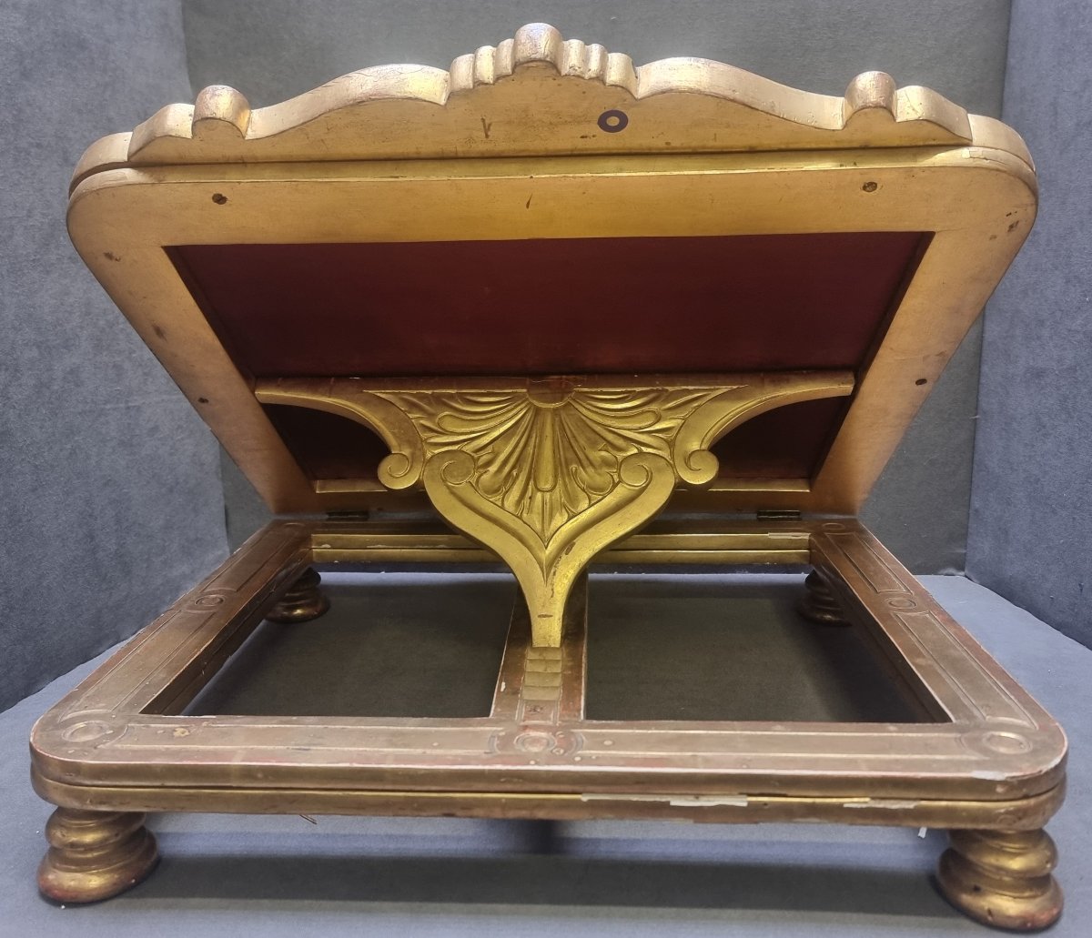 Giltwood And Embroidered Lectern -  France, Mid-19th Century-photo-1