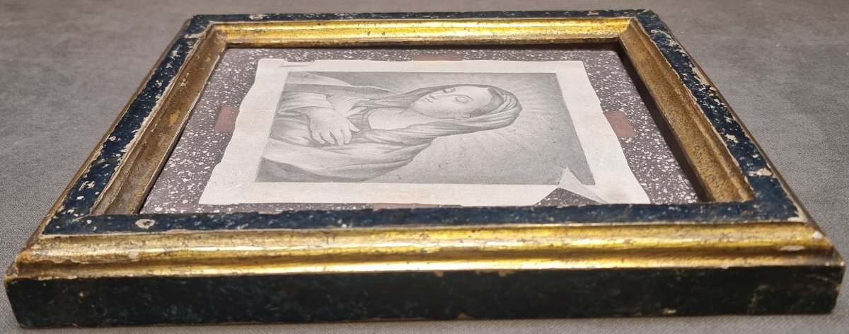 Plaque en scagliola représentant la Vierge, montée sur un socle en porphyre -photo-3