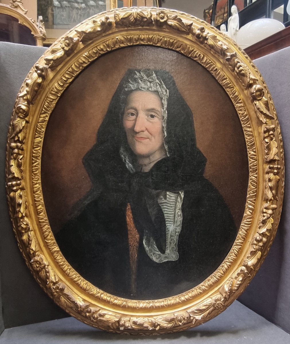 Oil On Canvas - Portrait Of A Woman - France, First Half Of The 18th Century