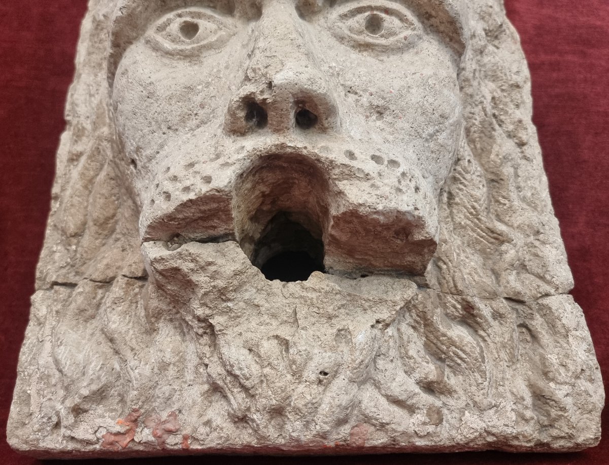Stone Fountain - Lion's Head - Central Italy, 17th Century-photo-2