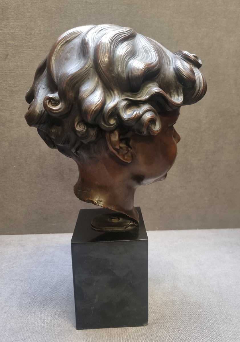 Sculpture en bronze sur socle en marbre – Buste de garçon – Corrado Corelli (1884–1968)-photo-3