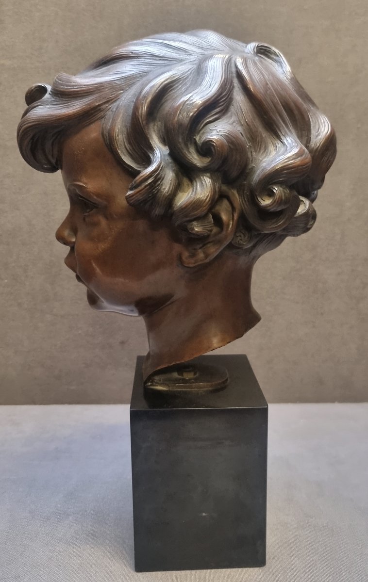 Sculpture en bronze sur socle en marbre – Buste de garçon – Corrado Corelli (1884–1968)-photo-2