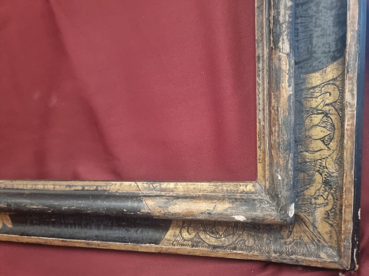 CADRE DU XVIIe SIÈCLE - LAQUE NOIRE ET ORNEMENTS DORÉS - ITALIE, ÉMILIE-photo-3