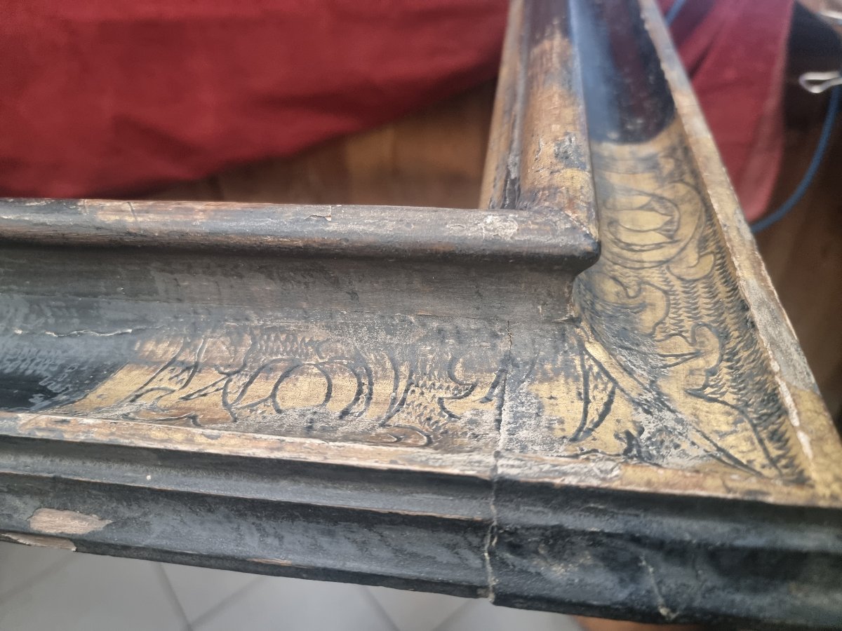CADRE DU XVIIe SIÈCLE - LAQUE NOIRE ET ORNEMENTS DORÉS - ITALIE, ÉMILIE-photo-4