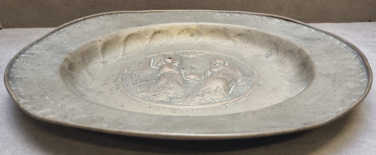 Plat d'aumône en laiton – Annonciation – Flandres, XVIe siècle-photo-1